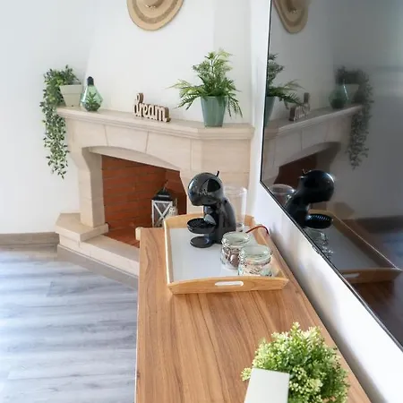 Loft Apartment *